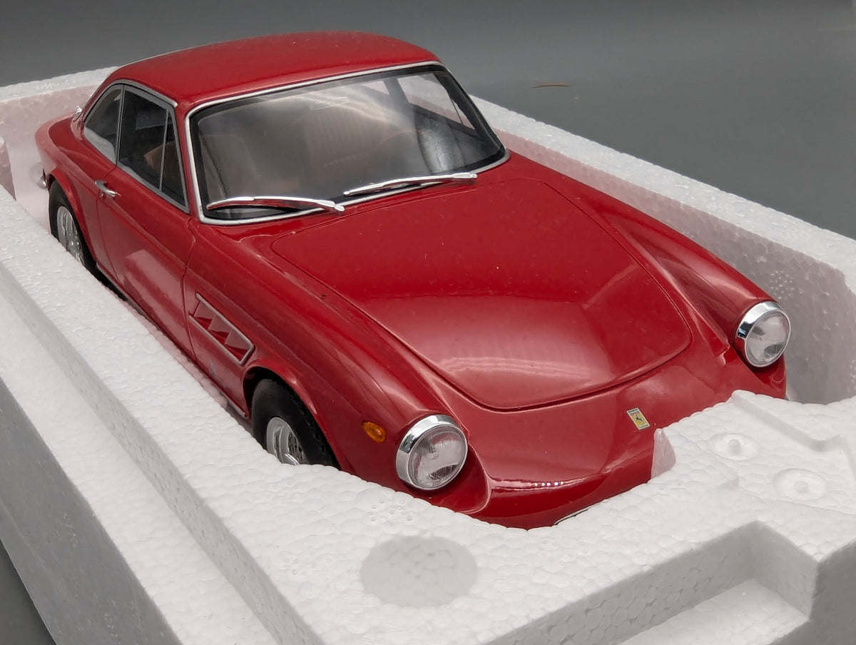 Modellautos 1:18 CMR CMR050 Ferrari 330 GTC Rot mit OVP
