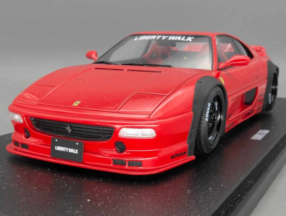 Modellautos 1:18 GT Spirit GT468 Ferrari F355 Liberty Walk LBWK Rot mit OVP