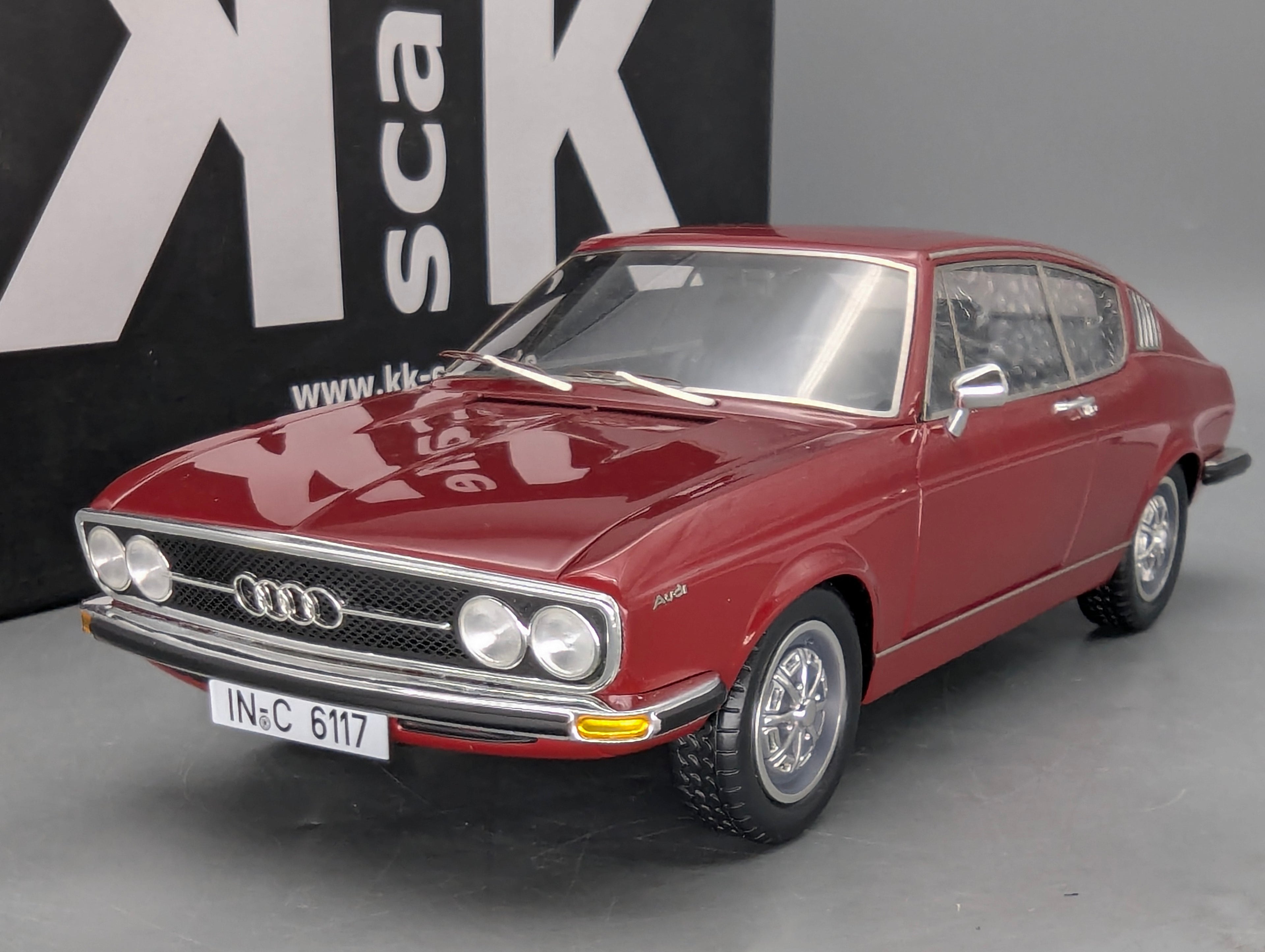 Modellautos 1:18 KK-Scale Audi 100 Coupe S Rot mit OVP