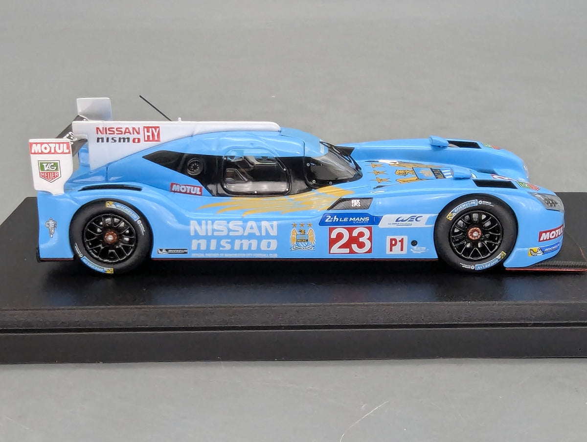 Model Cars 1:43 Minichamps Mercedes Benz SL65 AMG Black Series Silver with original packaging