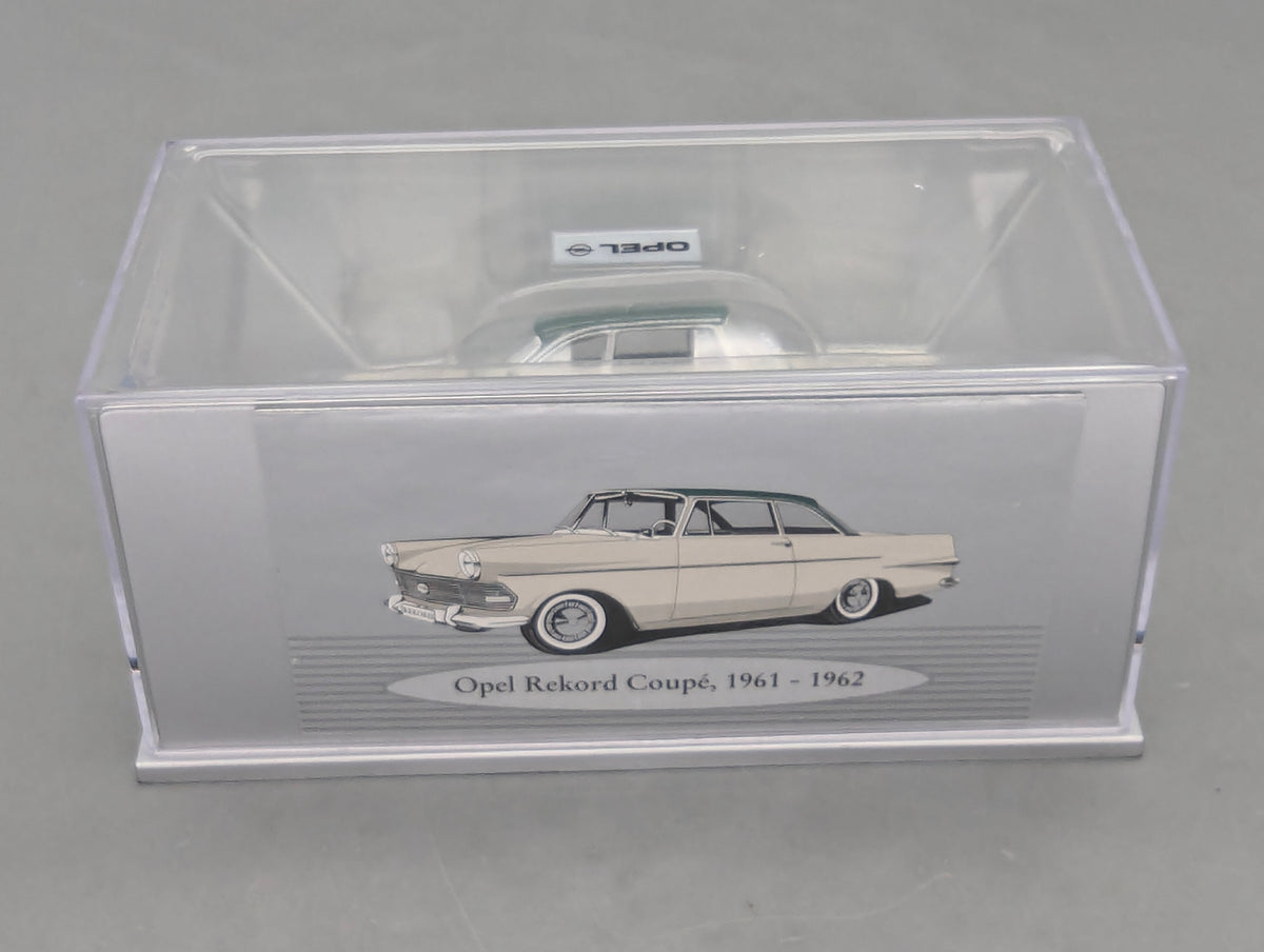 Model Cars 1:43 Minichamps Mercedes Benz SL65 AMG Black Series Silver with original packaging