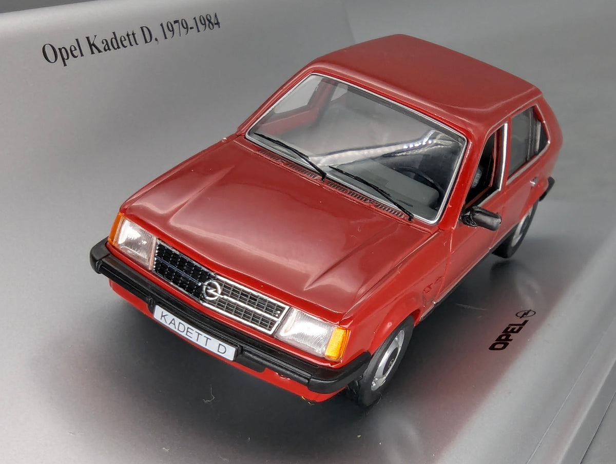 Model Cars 1:43 Minichamps Mercedes Benz SL65 AMG Black Series Silver with original packaging