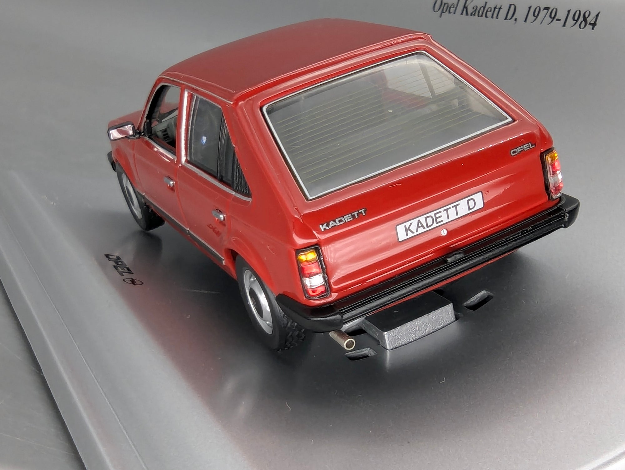 Model Cars 1:43 Minichamps Mercedes Benz SL65 AMG Black Series Silver with original packaging