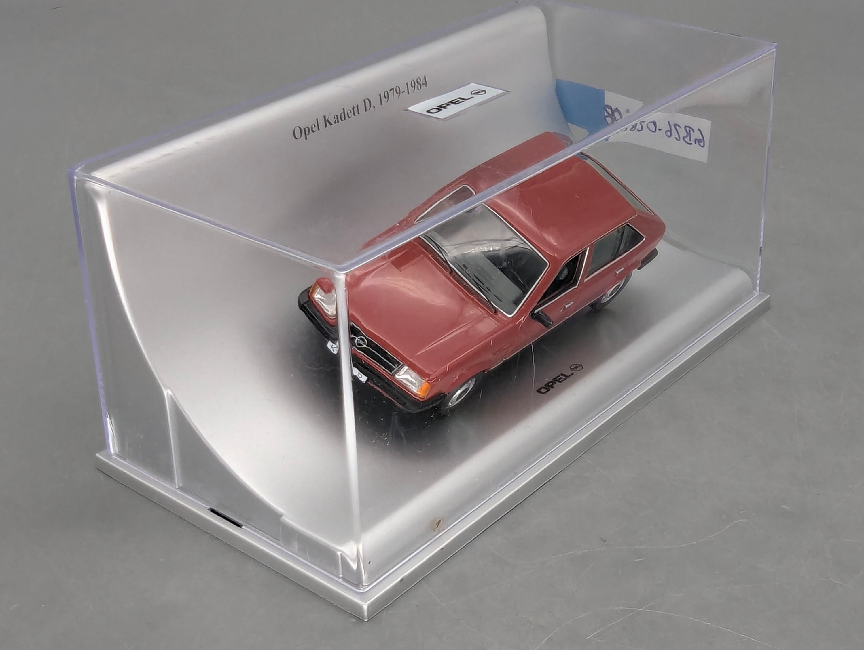 Model Cars 1:43 Minichamps Mercedes Benz SL65 AMG Black Series Silver with original packaging