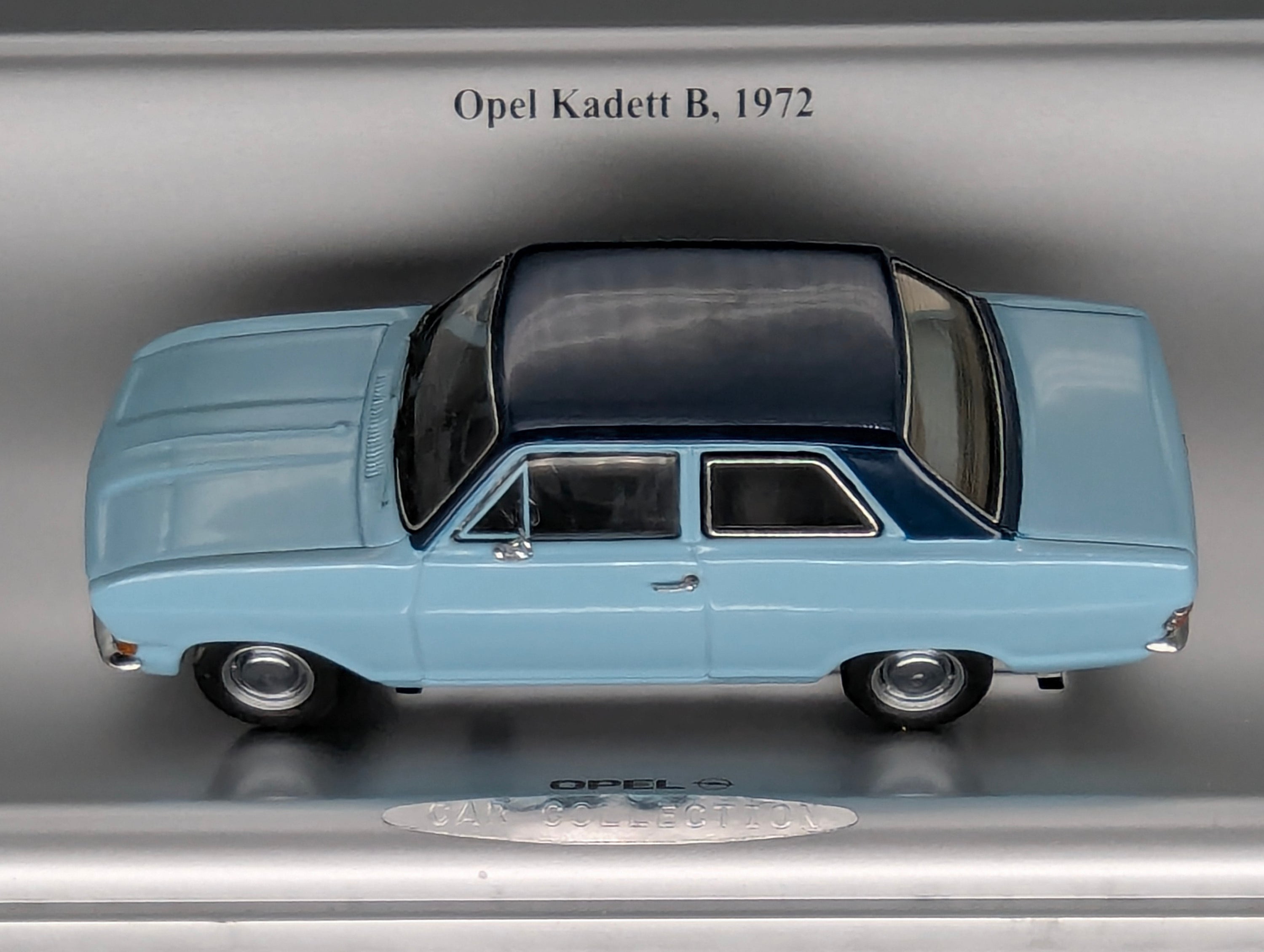 Model Cars 1:43 Minichamps Mercedes Benz SL65 AMG Black Series Silver with original packaging
