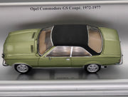 Modellautos 1:43 Schuco Opel Commodore GS Coupe 1972 Grün Metallic mit Vitrine