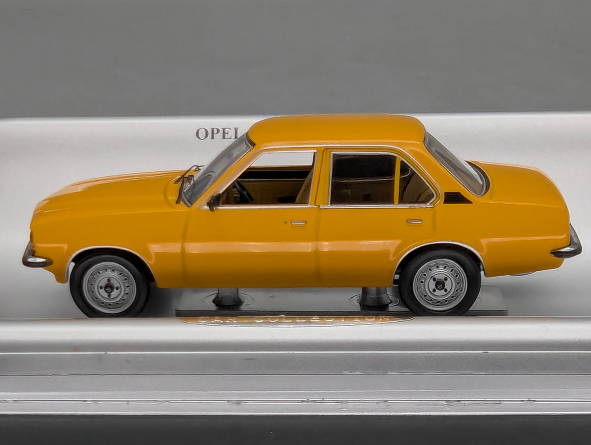 Coches en miniatura 1:43 Minichamps Mercedes Benz SL65 AMG Black Series Plata con embalaje original