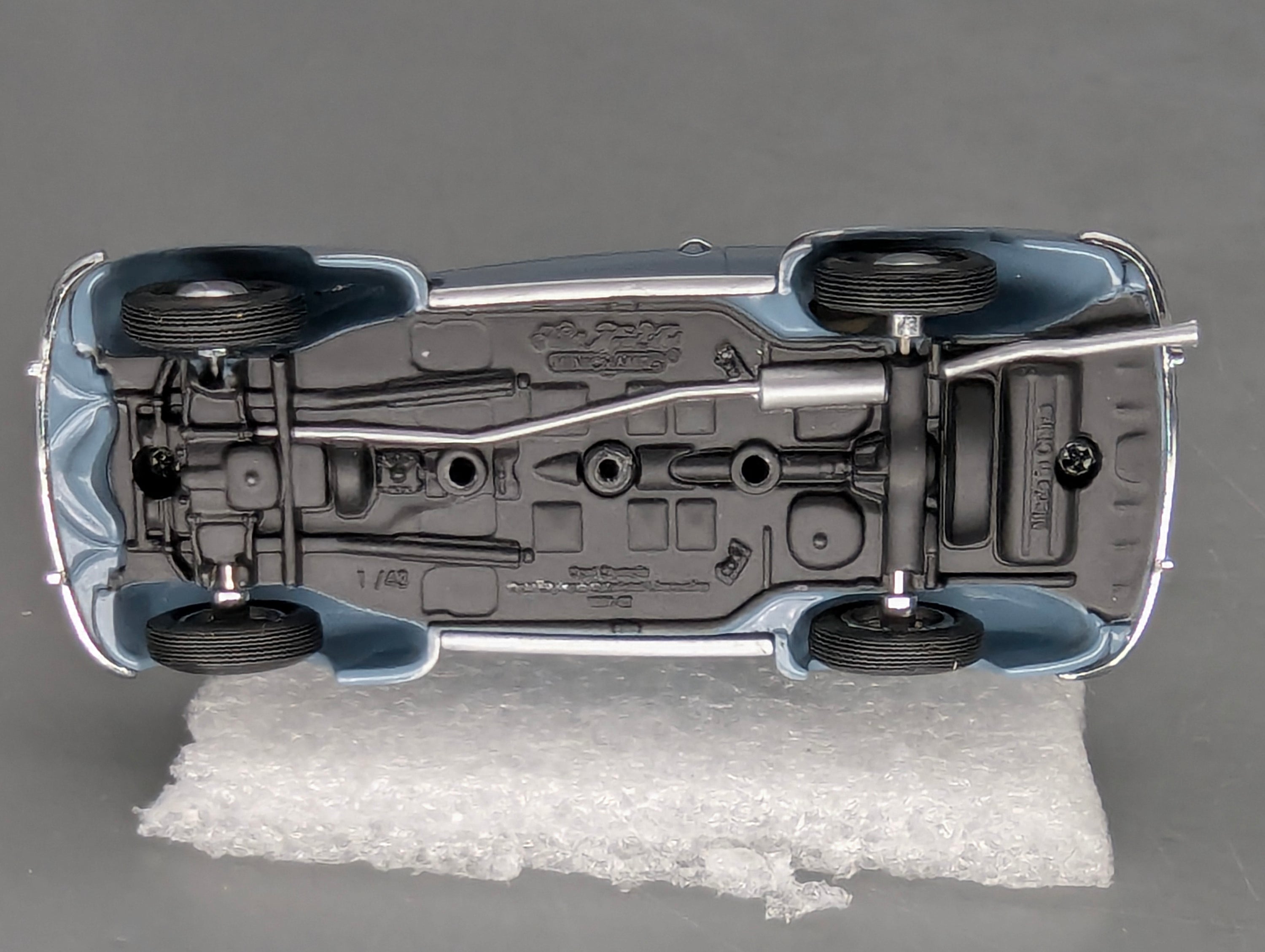 Model Cars 1:43 Minichamps Mercedes Benz SL65 AMG Black Series Silver with original packaging