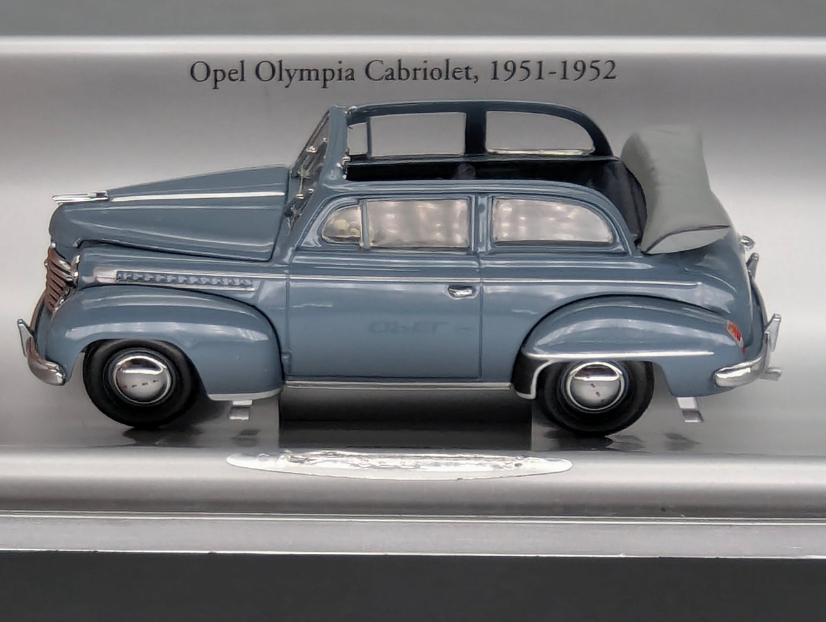 Model Cars 1:43 Minichamps Mercedes Benz SL65 AMG Black Series Silver with original packaging