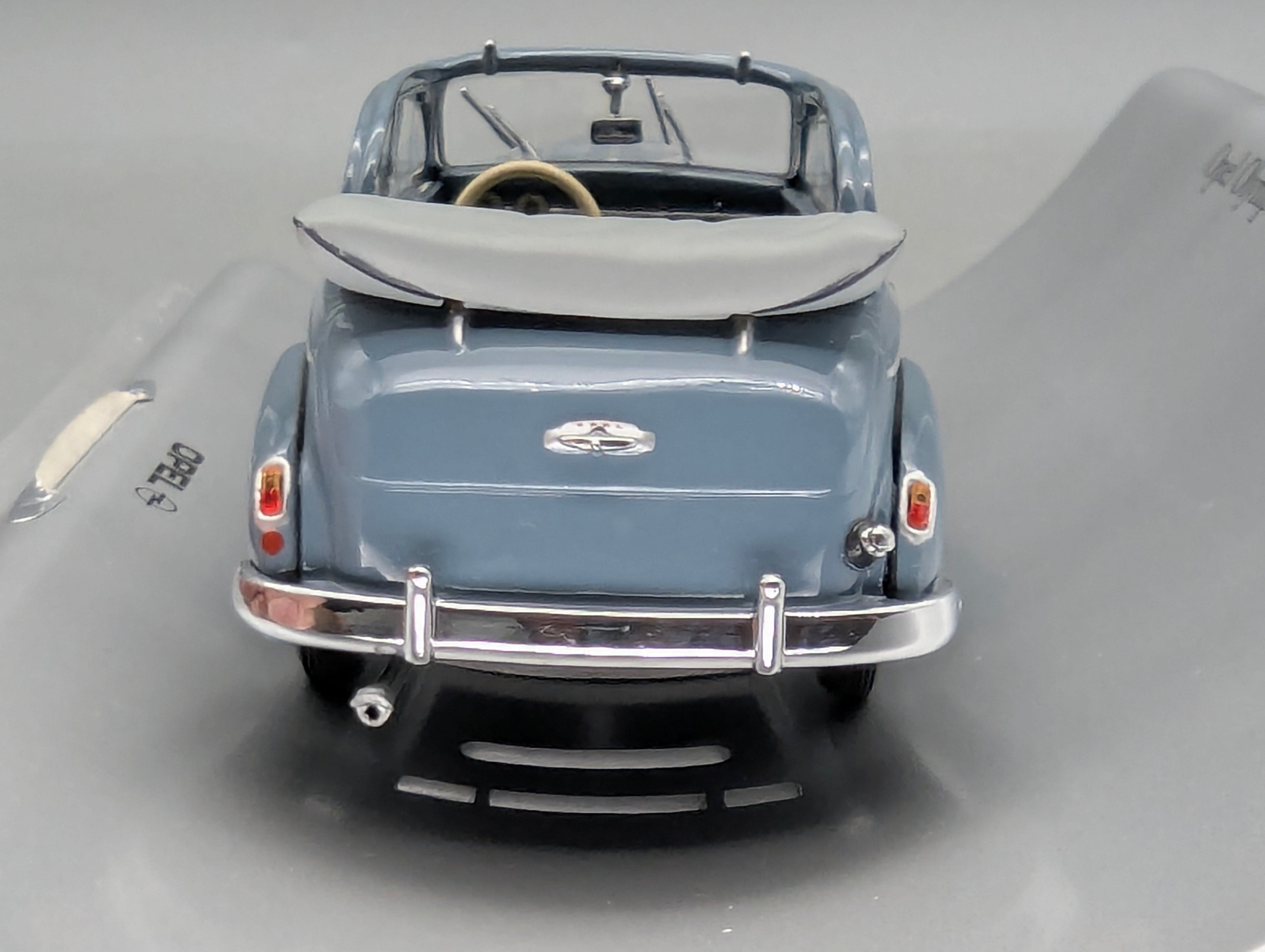 Model Cars 1:43 Minichamps Mercedes Benz SL65 AMG Black Series Silver with original packaging