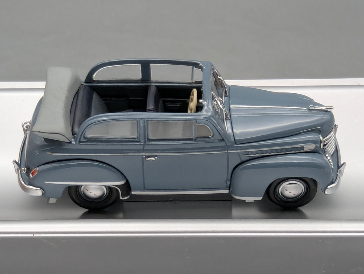 Model Cars 1:43 Minichamps Mercedes Benz SL65 AMG Black Series Silver with original packaging
