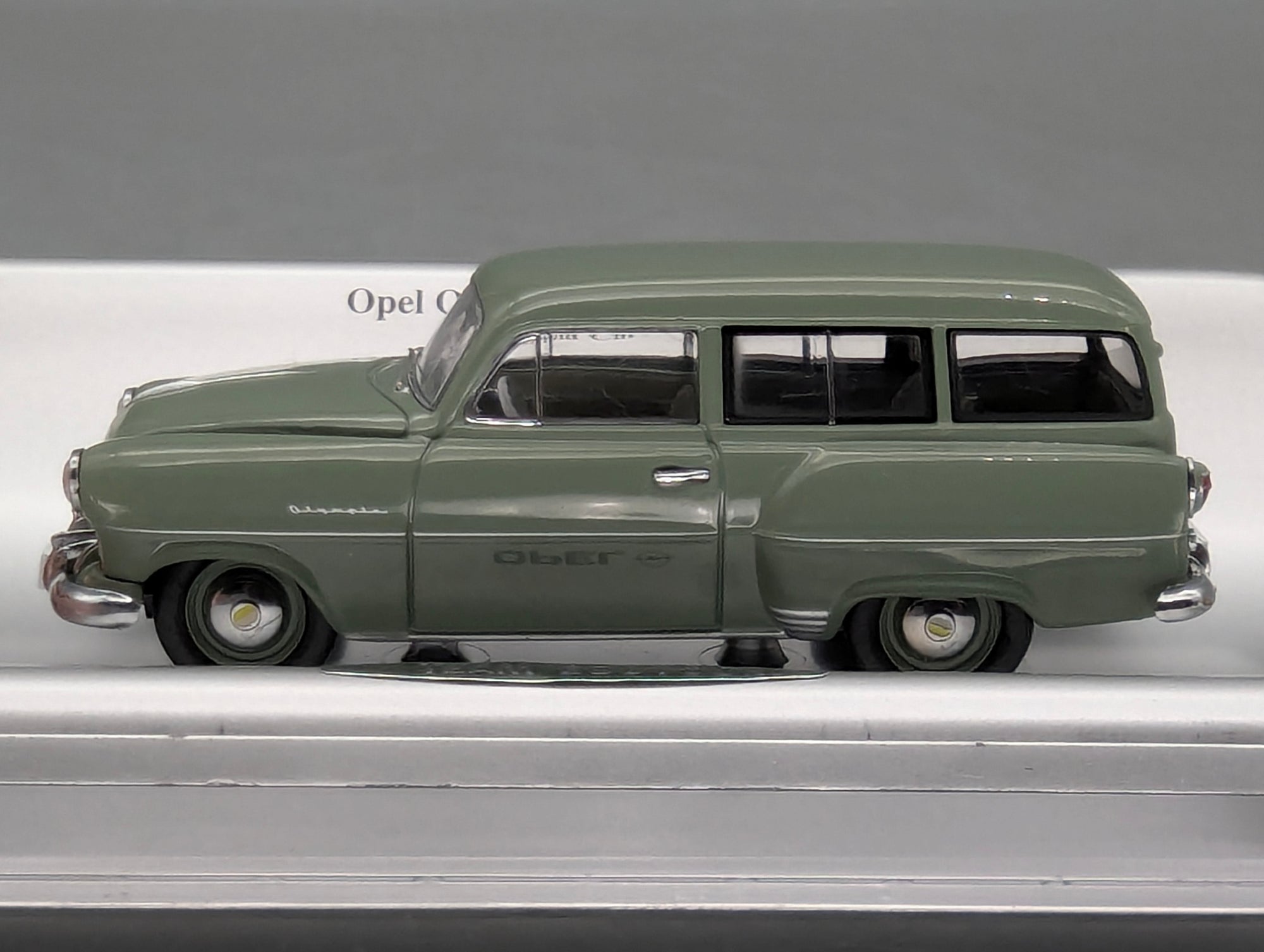 Coches en miniatura 1:43 Minichamps Mercedes Benz SL65 AMG Black Series Plata con embalaje original