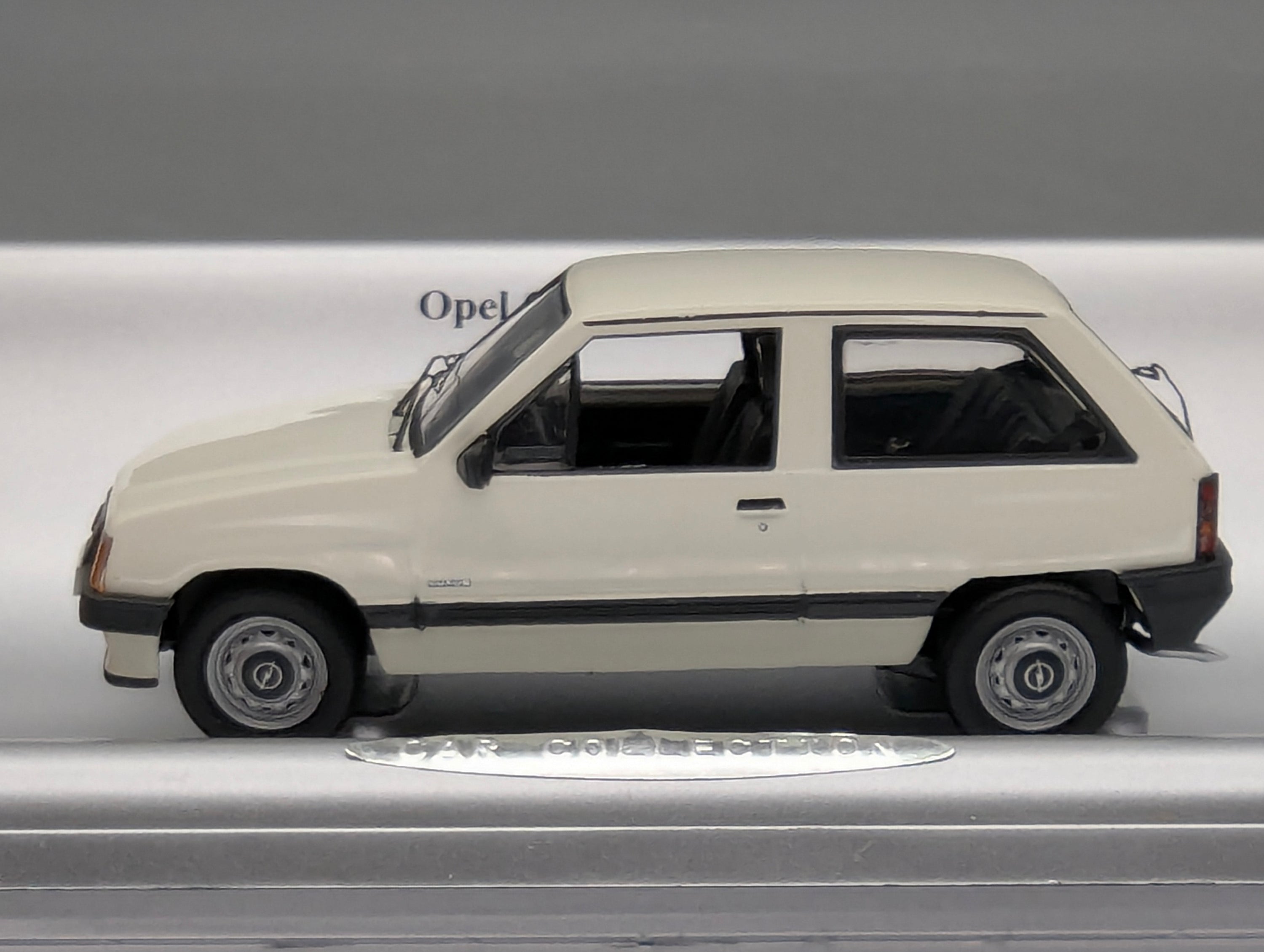 Coches en miniatura 1:43 Minichamps Mercedes Benz SL65 AMG Black Series Plata con embalaje original