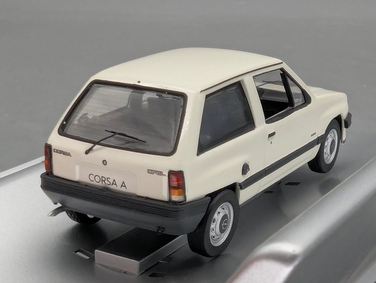 Coches en miniatura 1:43 Minichamps Mercedes Benz SL65 AMG Black Series Plata con embalaje original