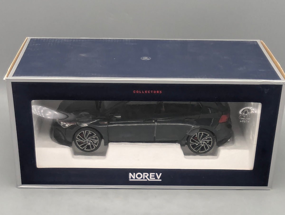 Model Cars 1:12 Premium ClassiXXs BMW Isetta "Export" Light Blue with Original Packaging