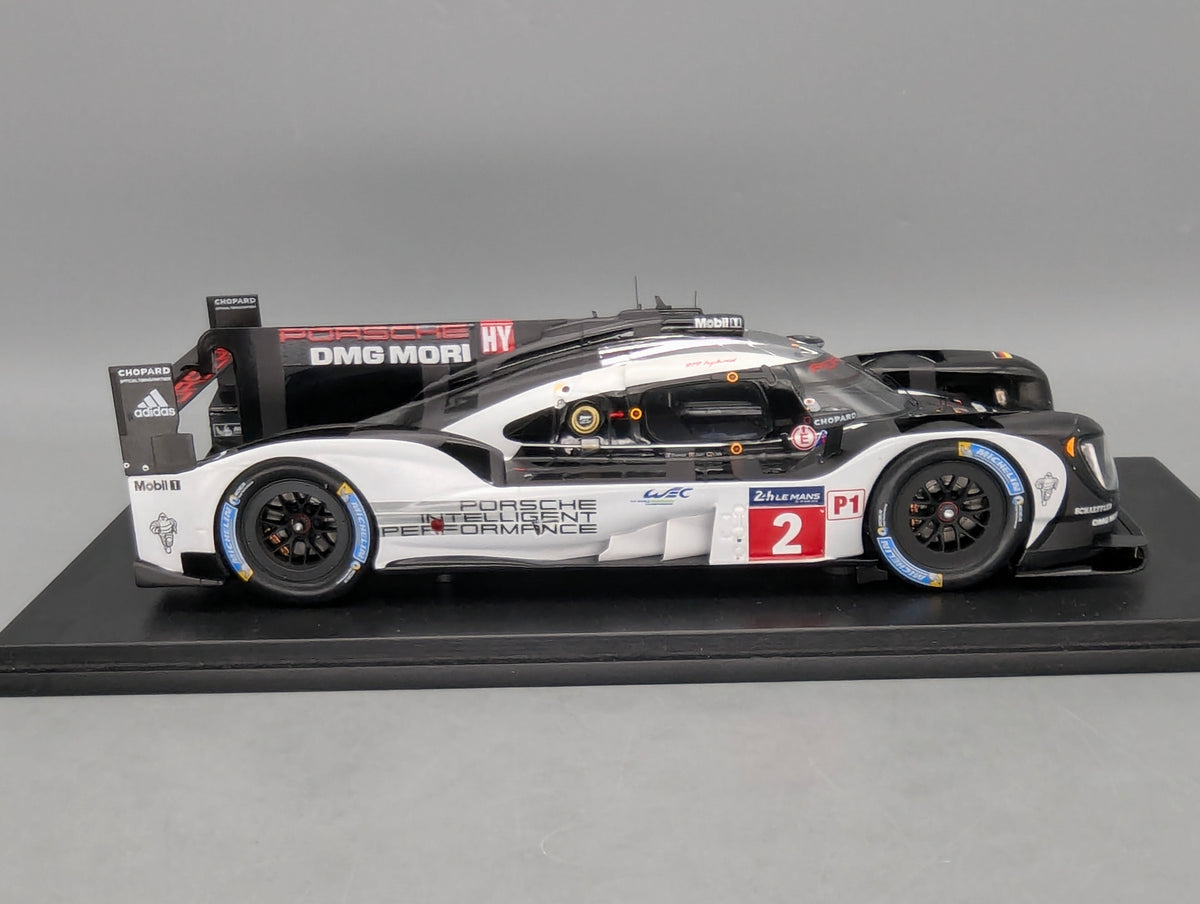 Modellautos 1:18 Spark Porsche 919 Hybrid WINNER 24h Le Mans 2016 #2 mit Vitrine und OVP
