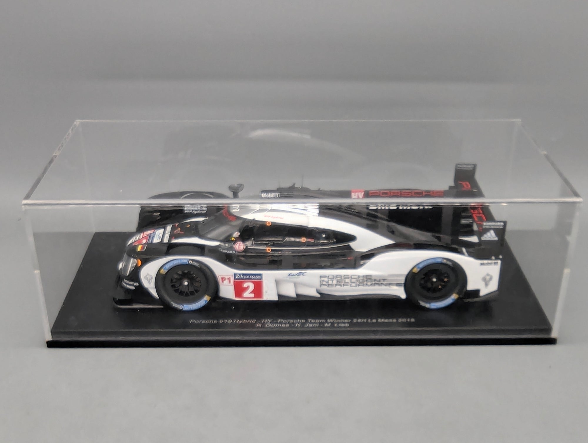 Modellautos 1:18 Spark Porsche 919 Hybrid WINNER 24h Le Mans 2016 #2 mit Vitrine und OVP