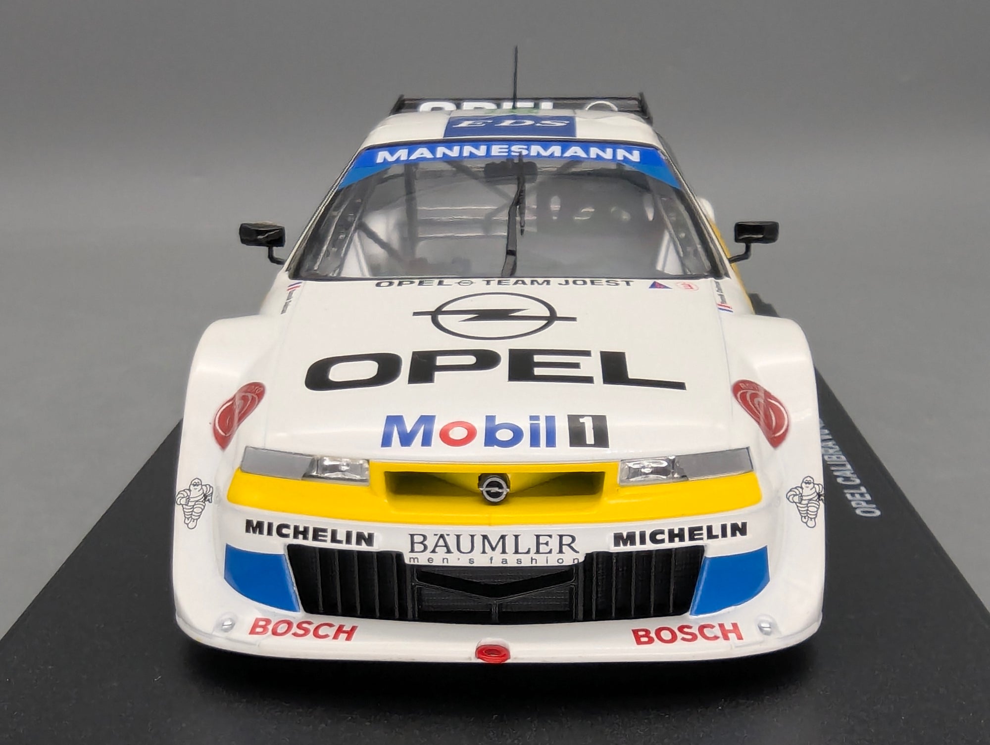 Model Cars 1:43 Minichamps Mercedes Benz SL65 AMG Black Series Silver with original packaging