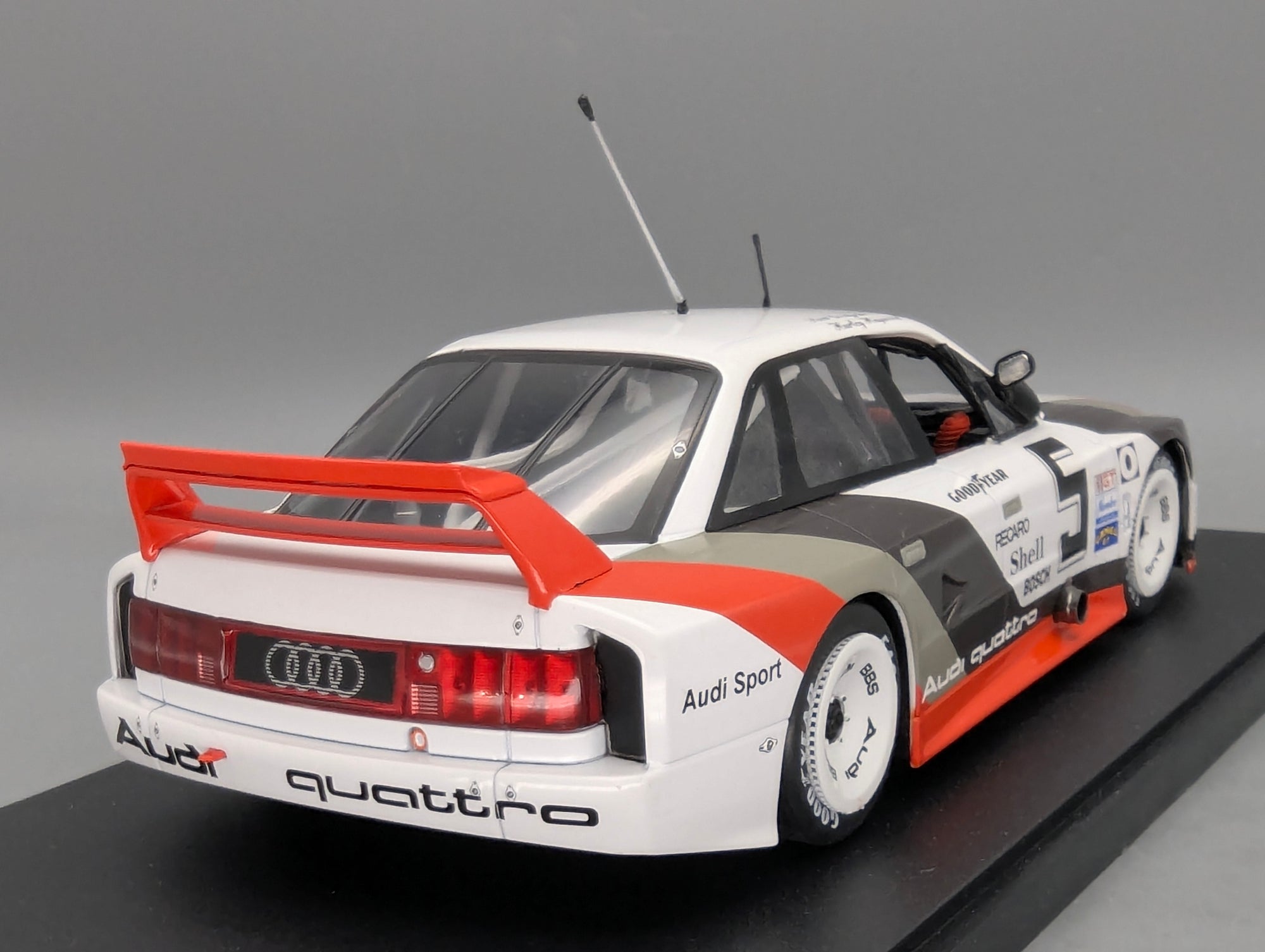 Coches en miniatura 1:43 Minichamps Mercedes Benz SL65 AMG Black Series Plata con embalaje original
