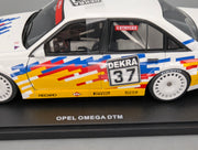 Coches en miniatura 1:43 Minichamps Mercedes Benz SL65 AMG Black Series Plata con embalaje original