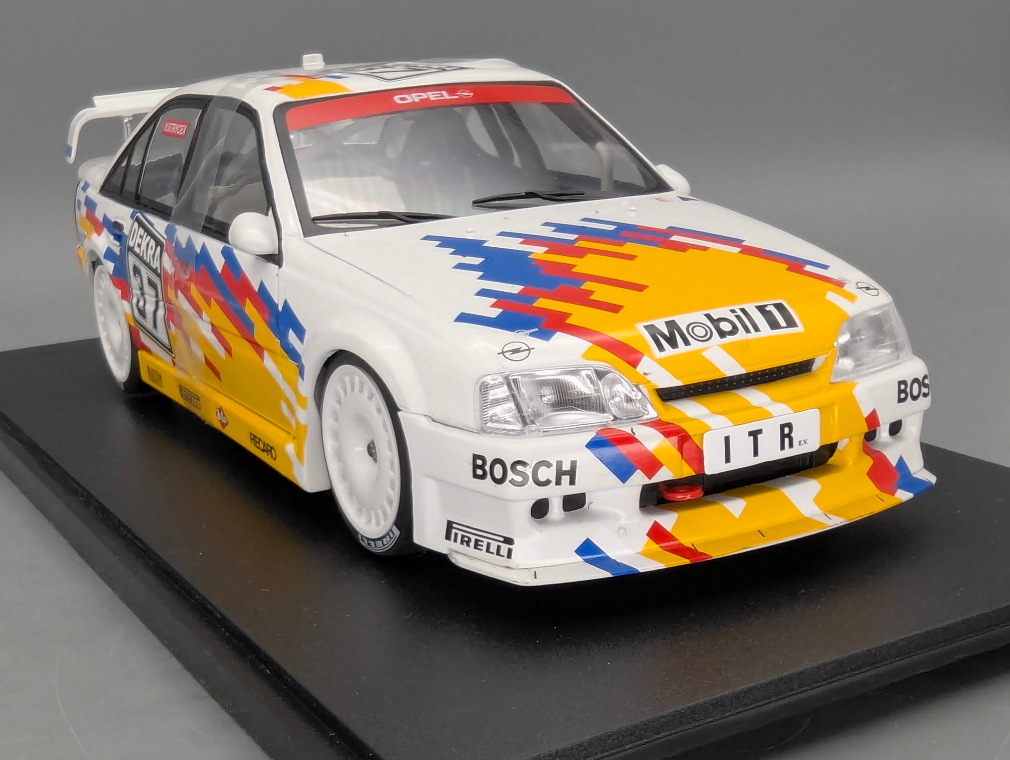 Coches en miniatura 1:43 Minichamps Mercedes Benz SL65 AMG Black Series Plata con embalaje original