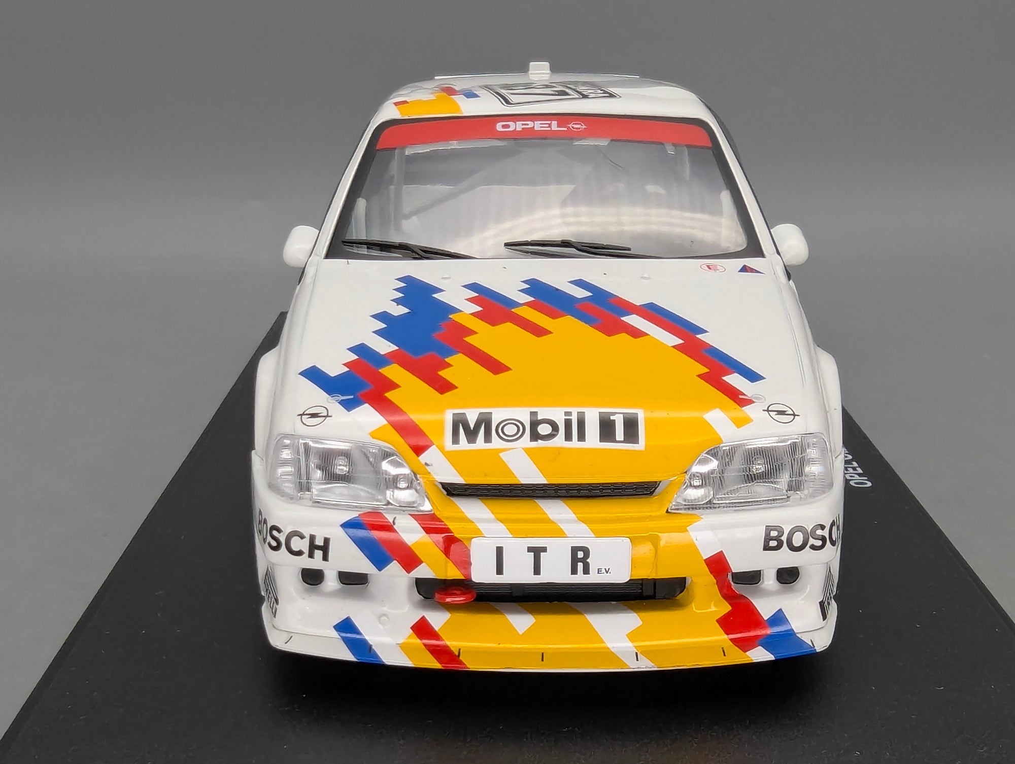Coches en miniatura 1:43 Minichamps Mercedes Benz SL65 AMG Black Series Plata con embalaje original