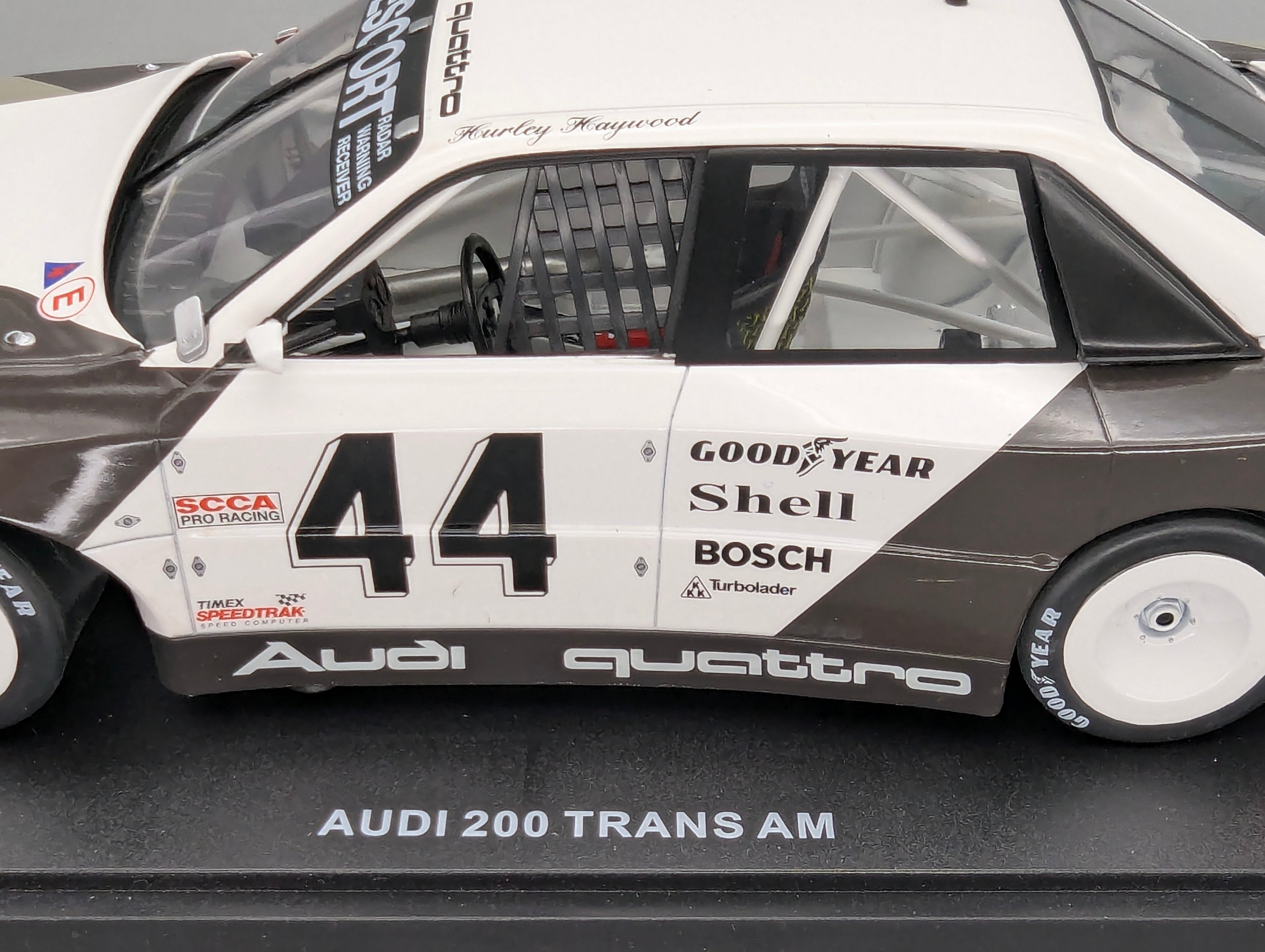 Model Cars 1:43 Minichamps Mercedes Benz SL65 AMG Black Series Silver with original packaging