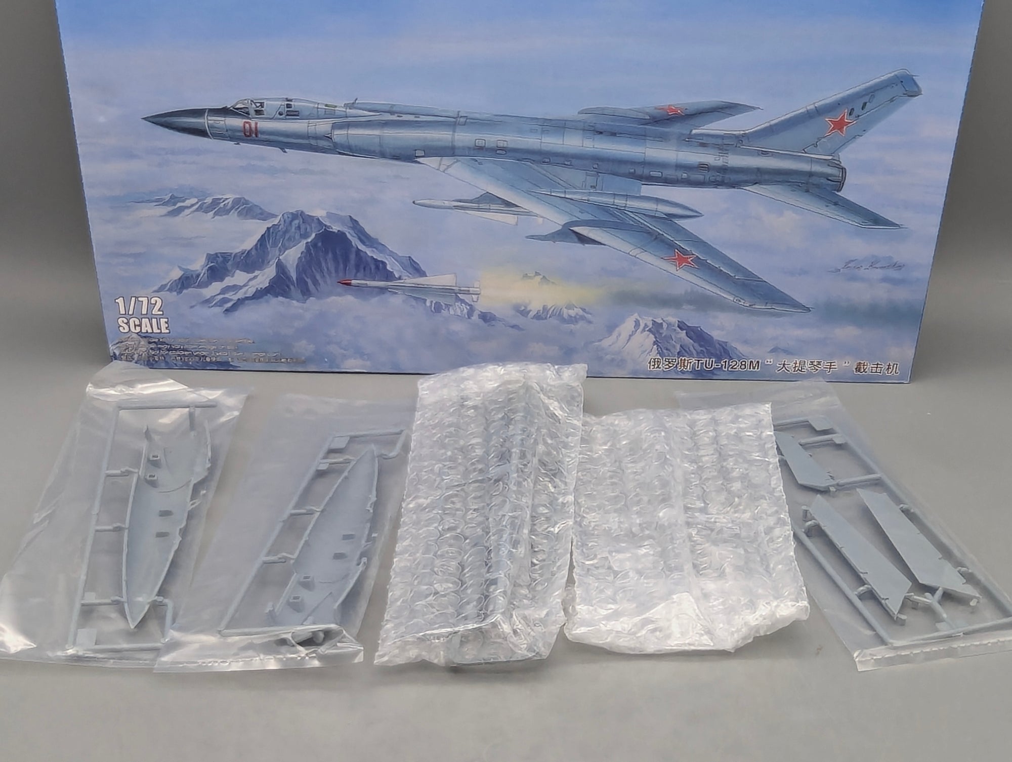Flugzeug Modell Bausatz 1:72 Trumpeter 01687 Tupolew Tu-128M Fiddler mit OVP