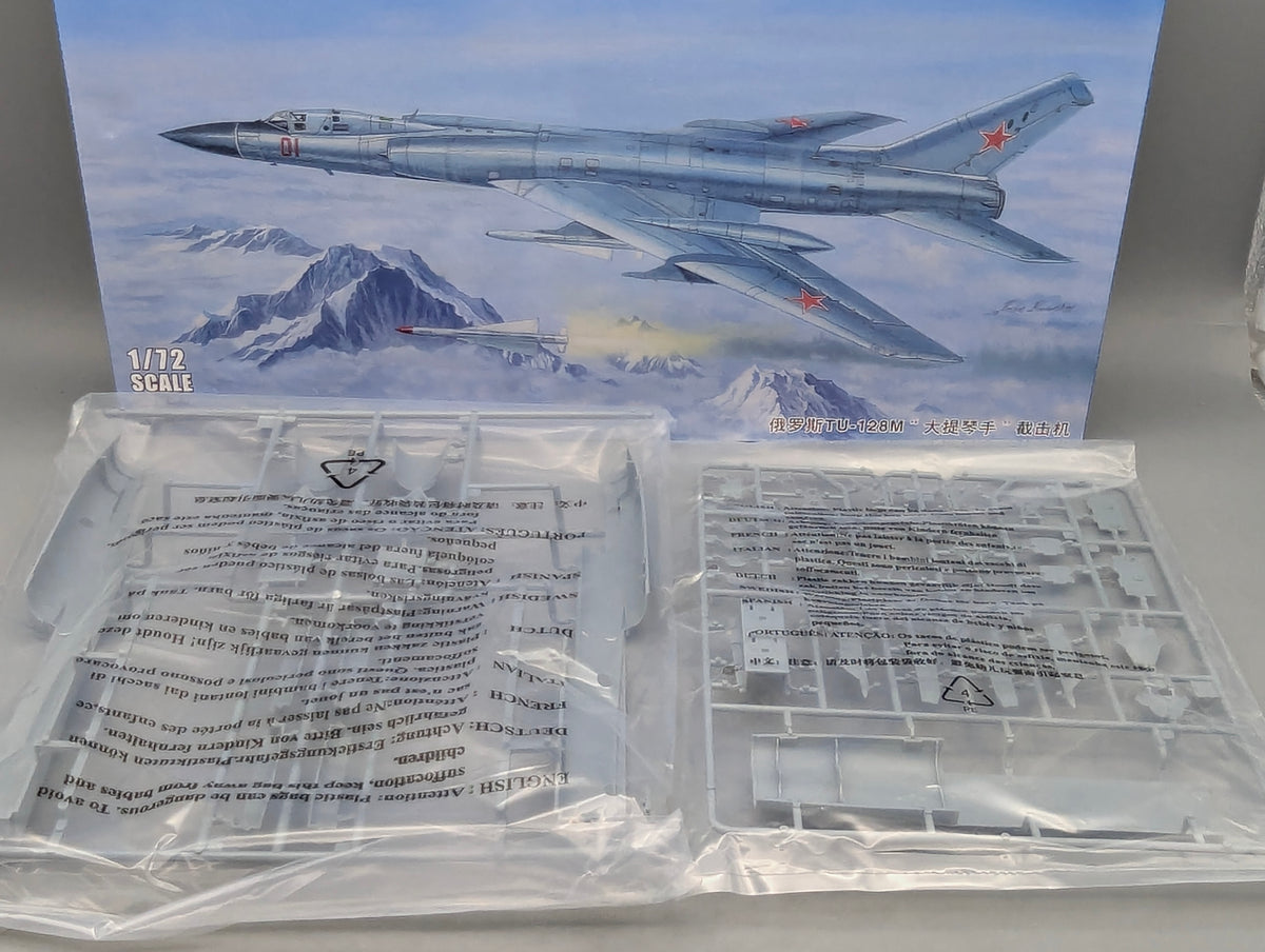 Flugzeug Modell Bausatz 1:72 Trumpeter 01687 Tupolew Tu-128M Fiddler mit OVP