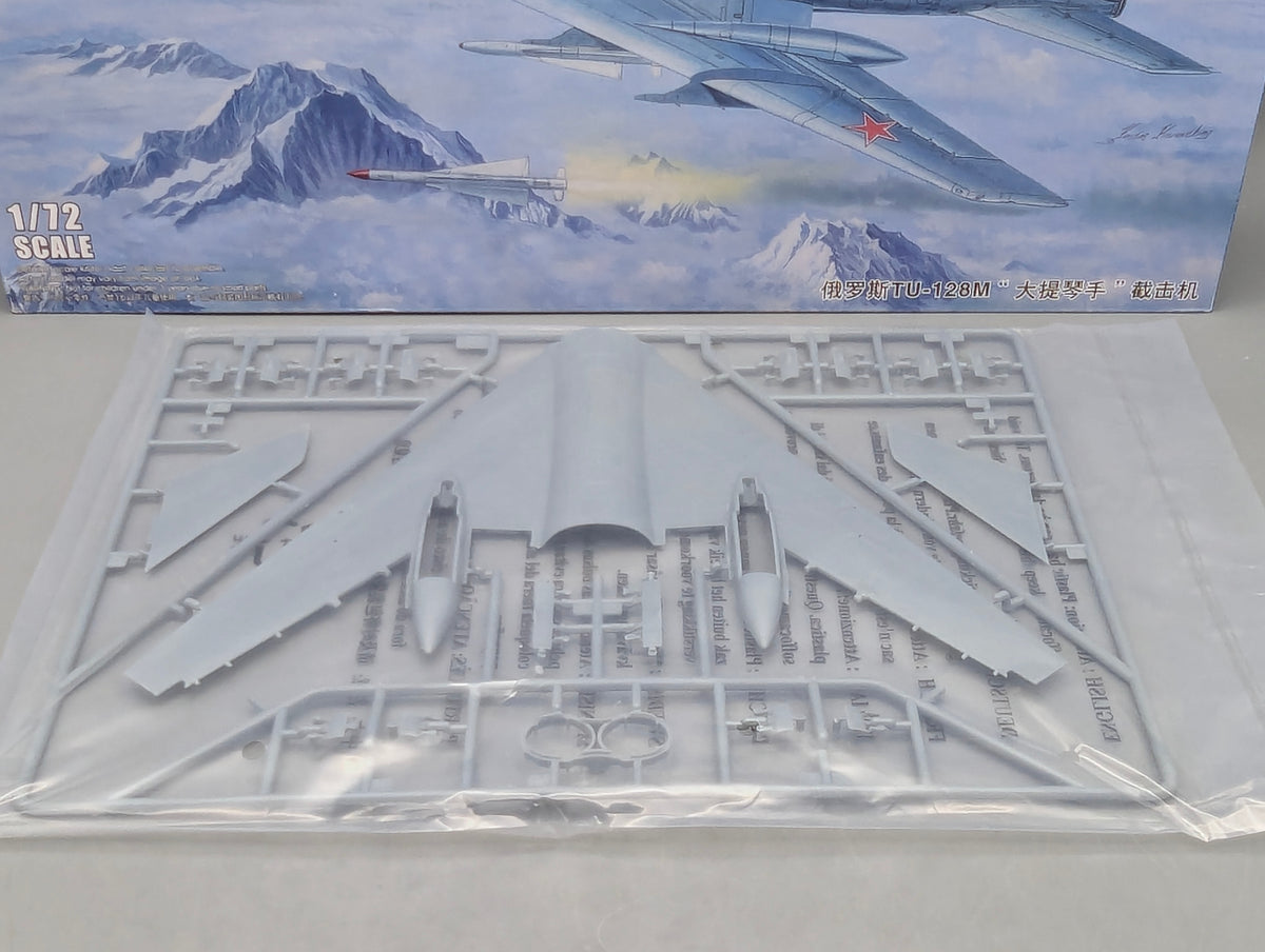 Flugzeug Modell Bausatz 1:72 Trumpeter 01687 Tupolew Tu-128M Fiddler mit OVP