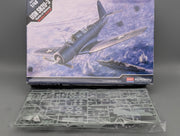 Flugzeug Modell Bausatz 1:48 Academy 12324 Vaught USN SB2U-3 mit OVP