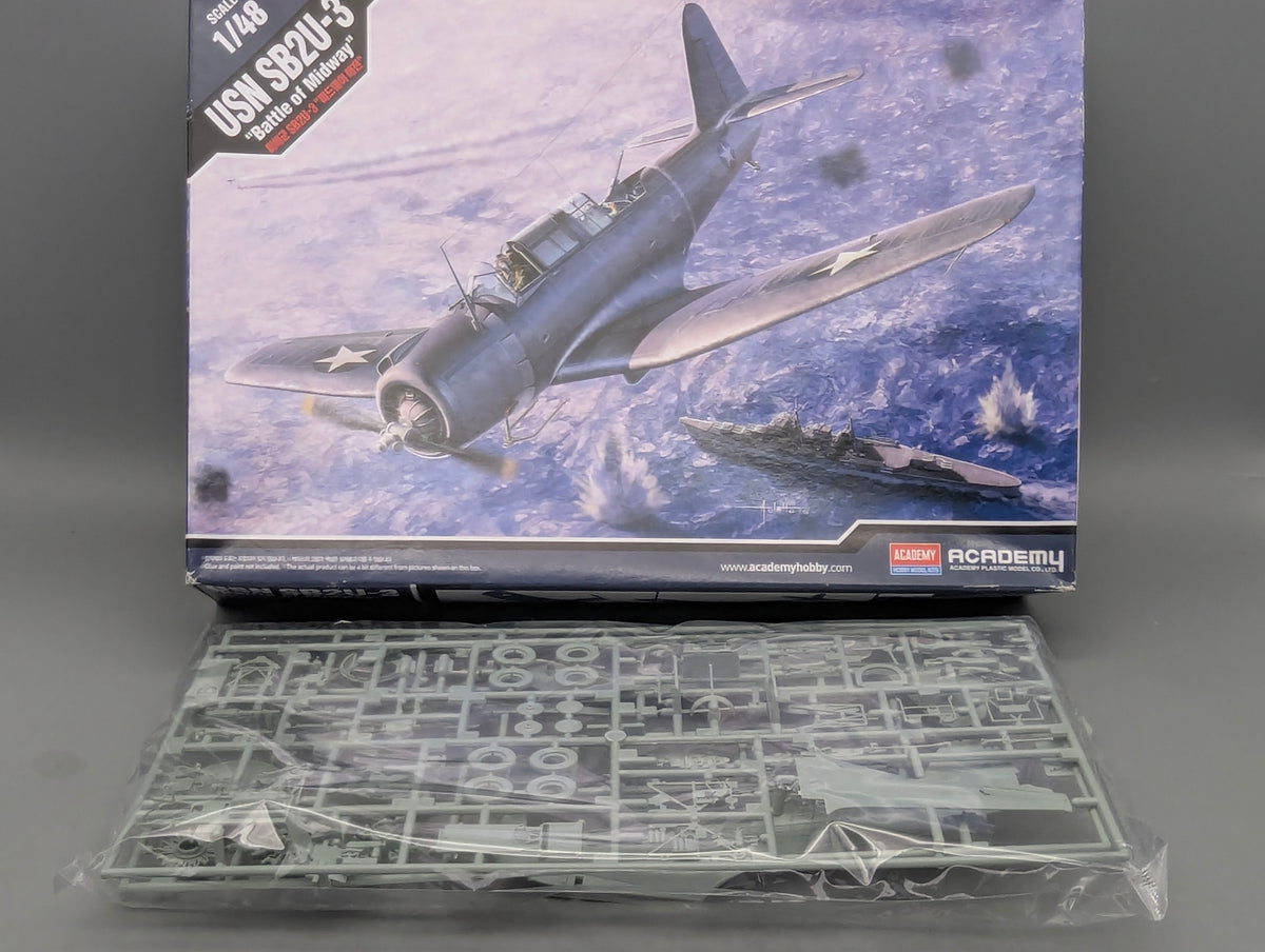 Flugzeug Modell Bausatz 1:48 Academy 12324 Vaught USN SB2U-3 mit OVP
