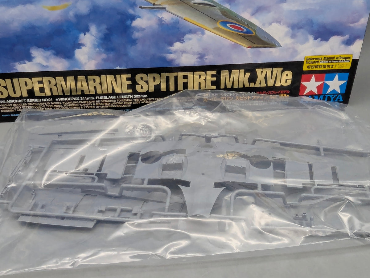 Flugzeug Modell Bausatz 1:32 Tamiya 60321 Supermarine Spitfire Mk.XVIe mit OVP
