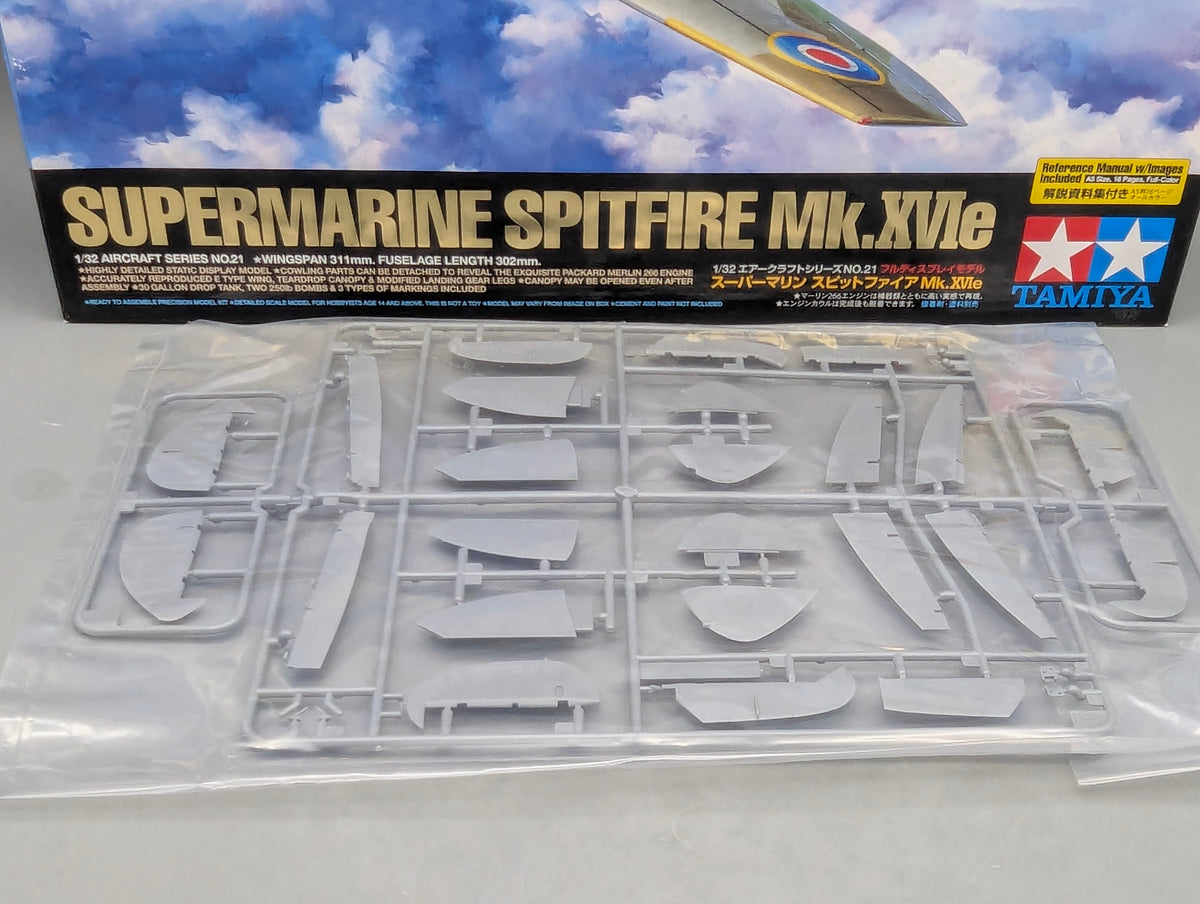 Flugzeug Modell Bausatz 1:32 Tamiya 60321 Supermarine Spitfire Mk.XVIe mit OVP