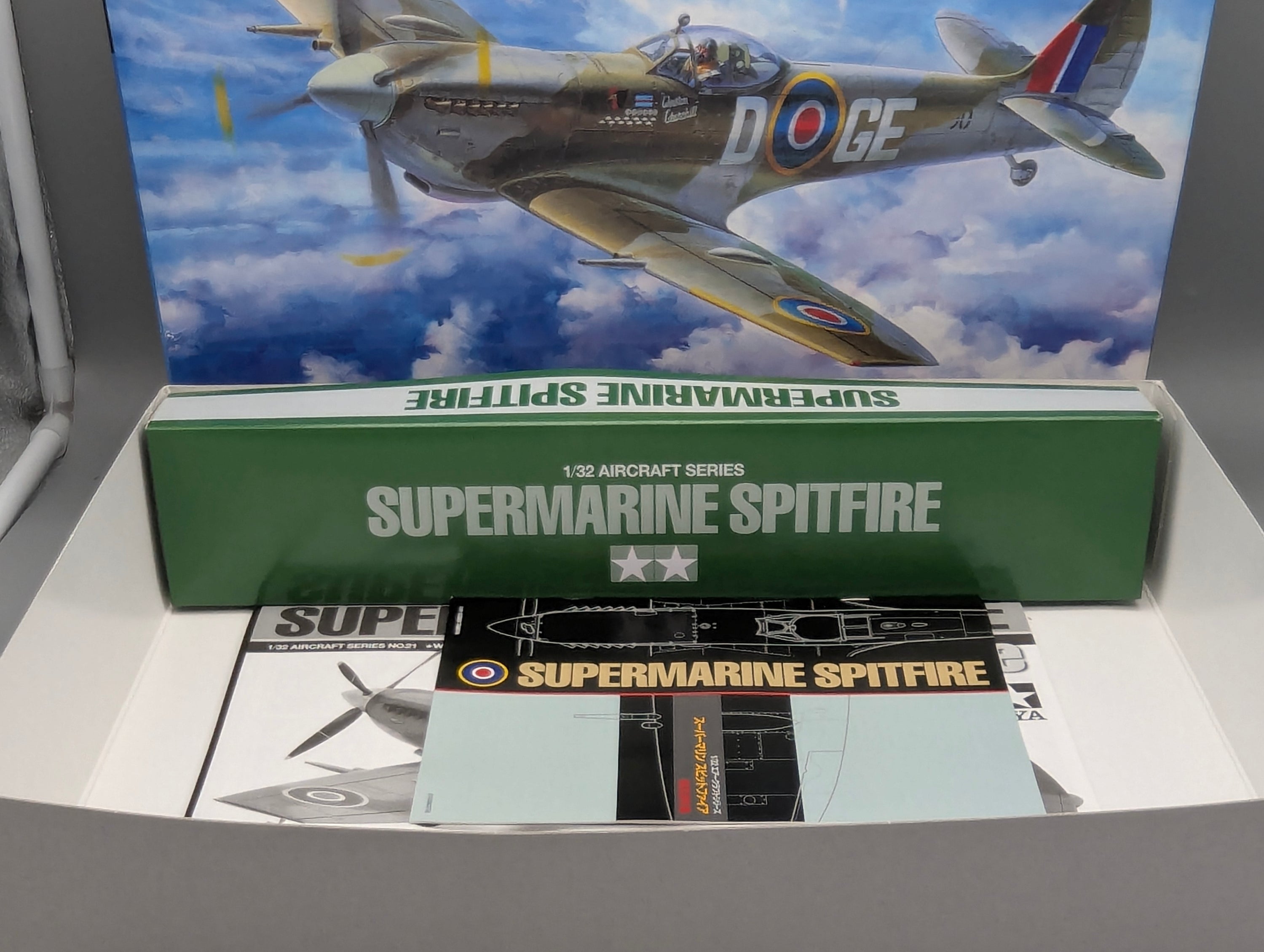 Flugzeug Modell Bausatz 1:32 Tamiya 60321 Supermarine Spitfire Mk.XVIe mit OVP