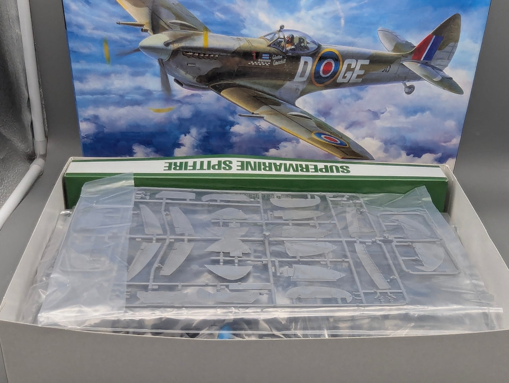 Flugzeug Modell Bausatz 1:32 Tamiya 60321 Supermarine Spitfire Mk.XVIe mit OVP