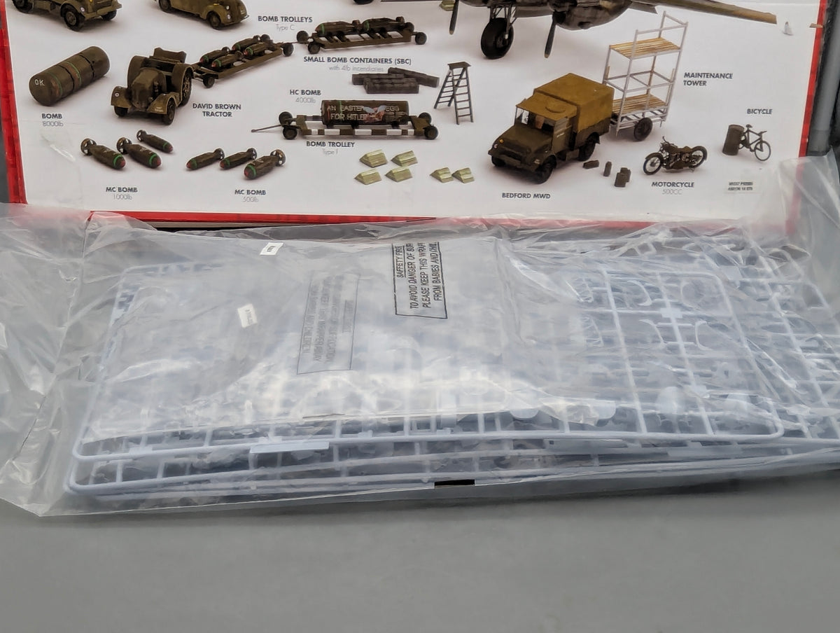 Flugzeug Modell Bausatz 1:72 Airfix A50139 Royal Air Force RAF Bomber Command mit OVP