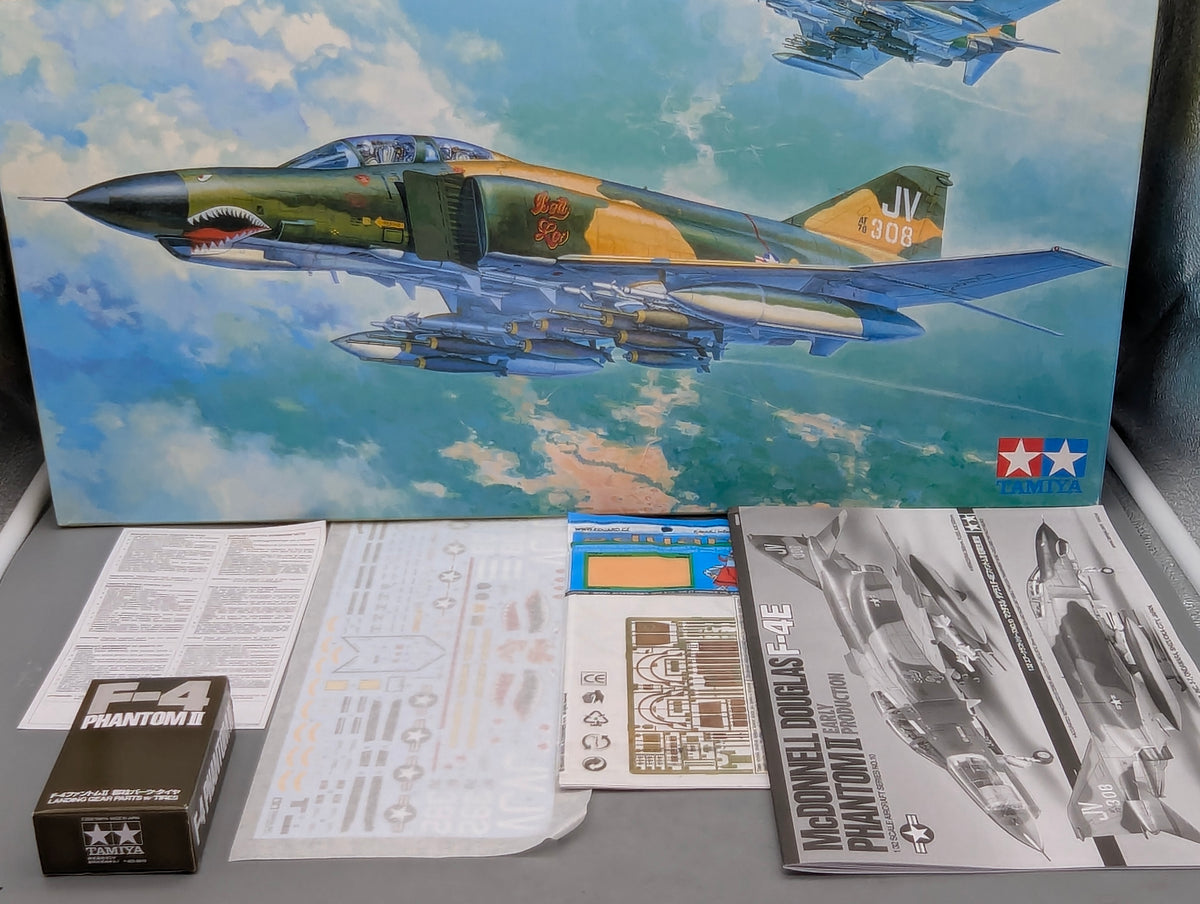 Flugzeug Modell Bausatz 1:32 Tamiya 60310 McDonnel Douglas F-4E Phantom II OVP
