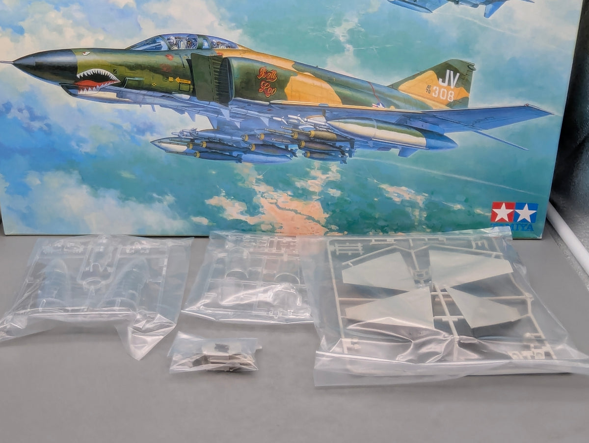 Flugzeug Modell Bausatz 1:32 Tamiya 60310 McDonnel Douglas F-4E Phantom II OVP