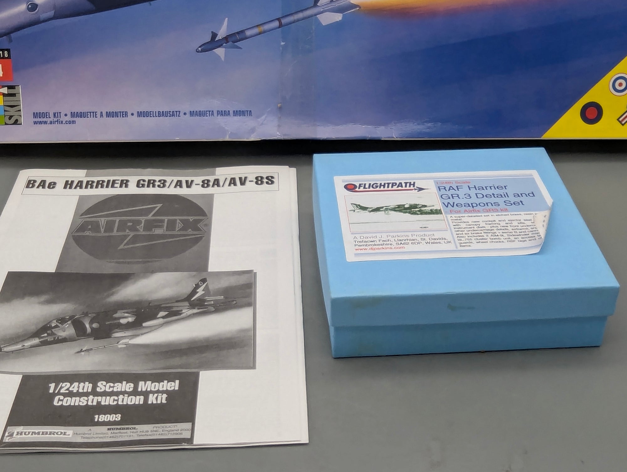 Flugzeug Modell Bausatz 1:24 Airfix 18003 BAe Harrier GR3/AV-8A/AV-8S mit OVP