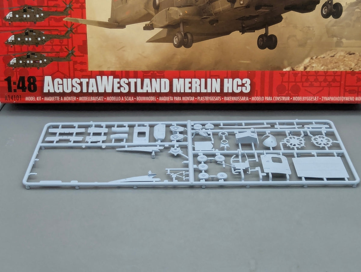 Hubschrauber Modell Bausatz 1:48 Airfix A14101 Agusta Westland Merlin HC3 mit OVP