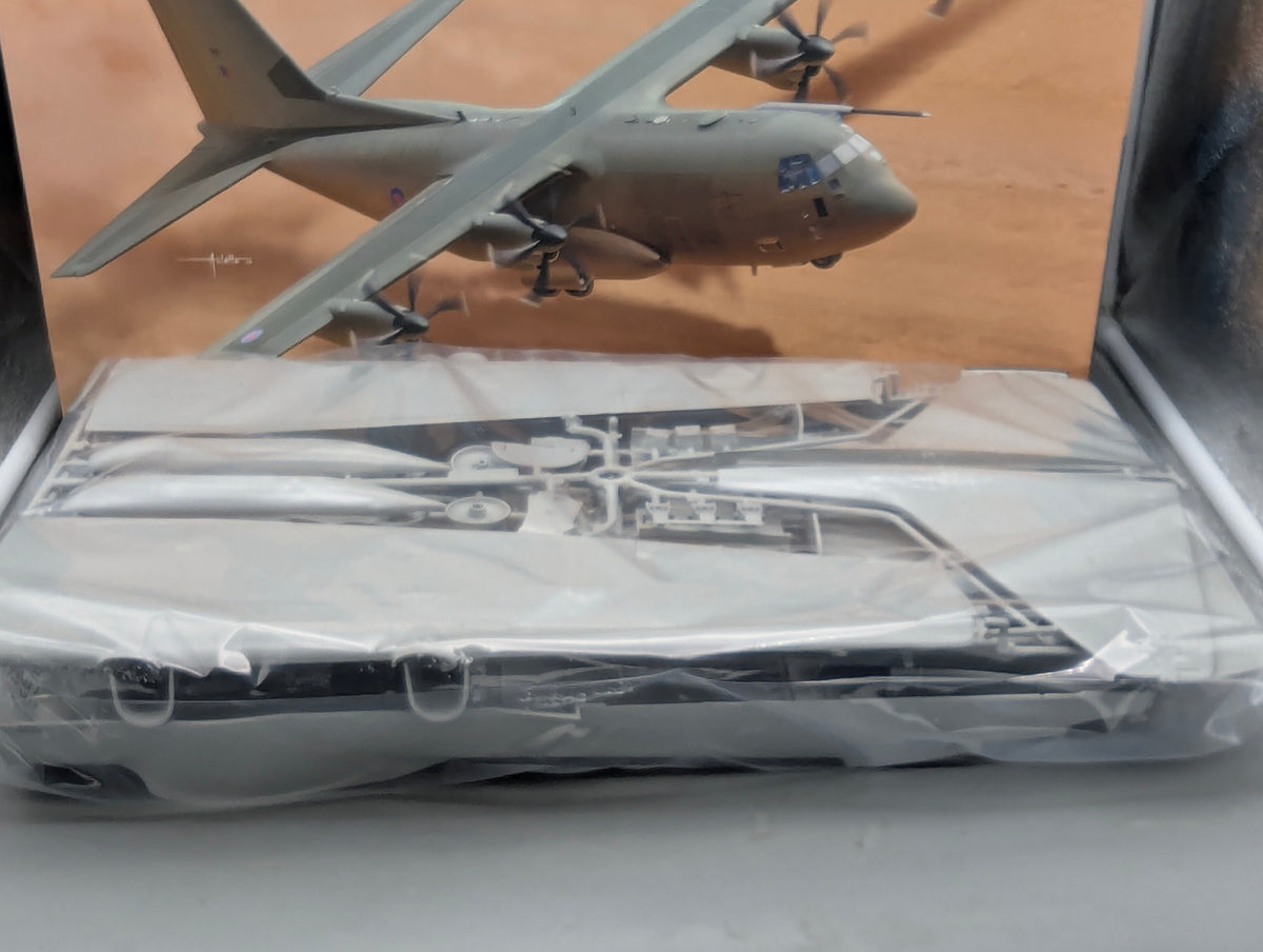 Flugzeug Modell Bausatz 1:48 Italeri 2746 Lockheed Martin C-130J C5 Hercules mit OVP