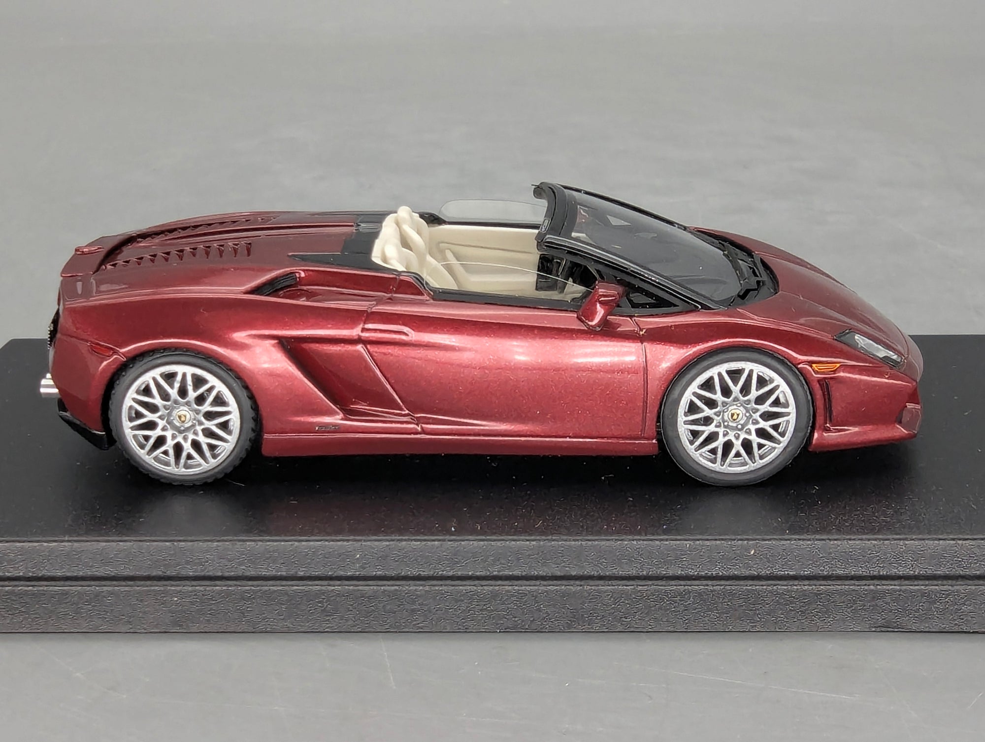 Modellautos 1:43 Looksmart Lamborghini Gallardo LP560-4 Spider 2009 Rosso Leto OVP