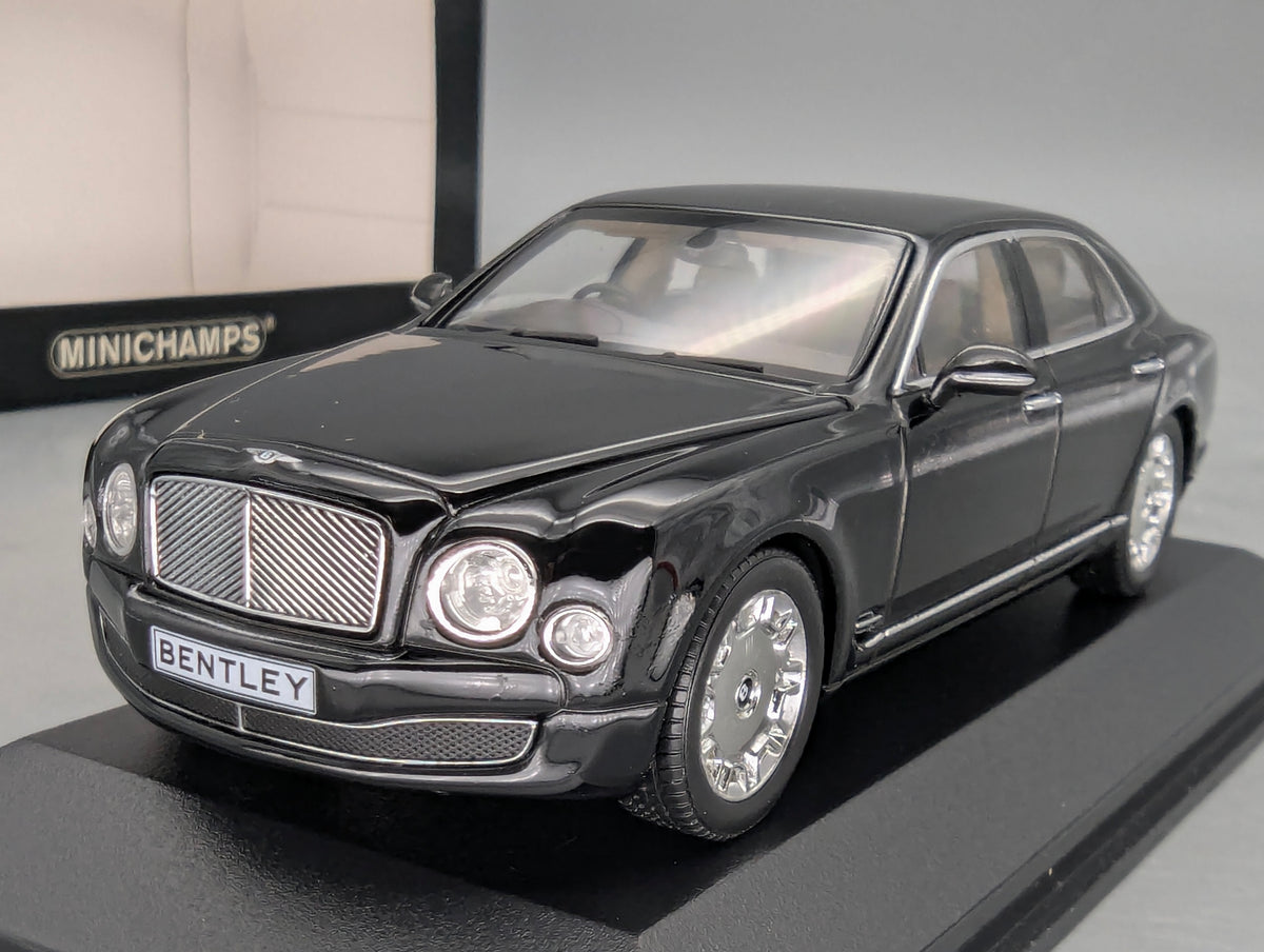 Modellautos 1:43 Minichamps Bentley Mulsanne 2010 Black Schwarz mit OVP