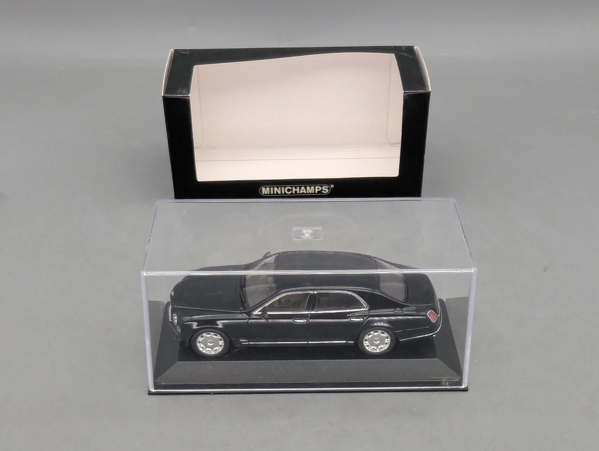 Modellautos 1:43 Minichamps Bentley Mulsanne 2010 Black Schwarz mit OVP