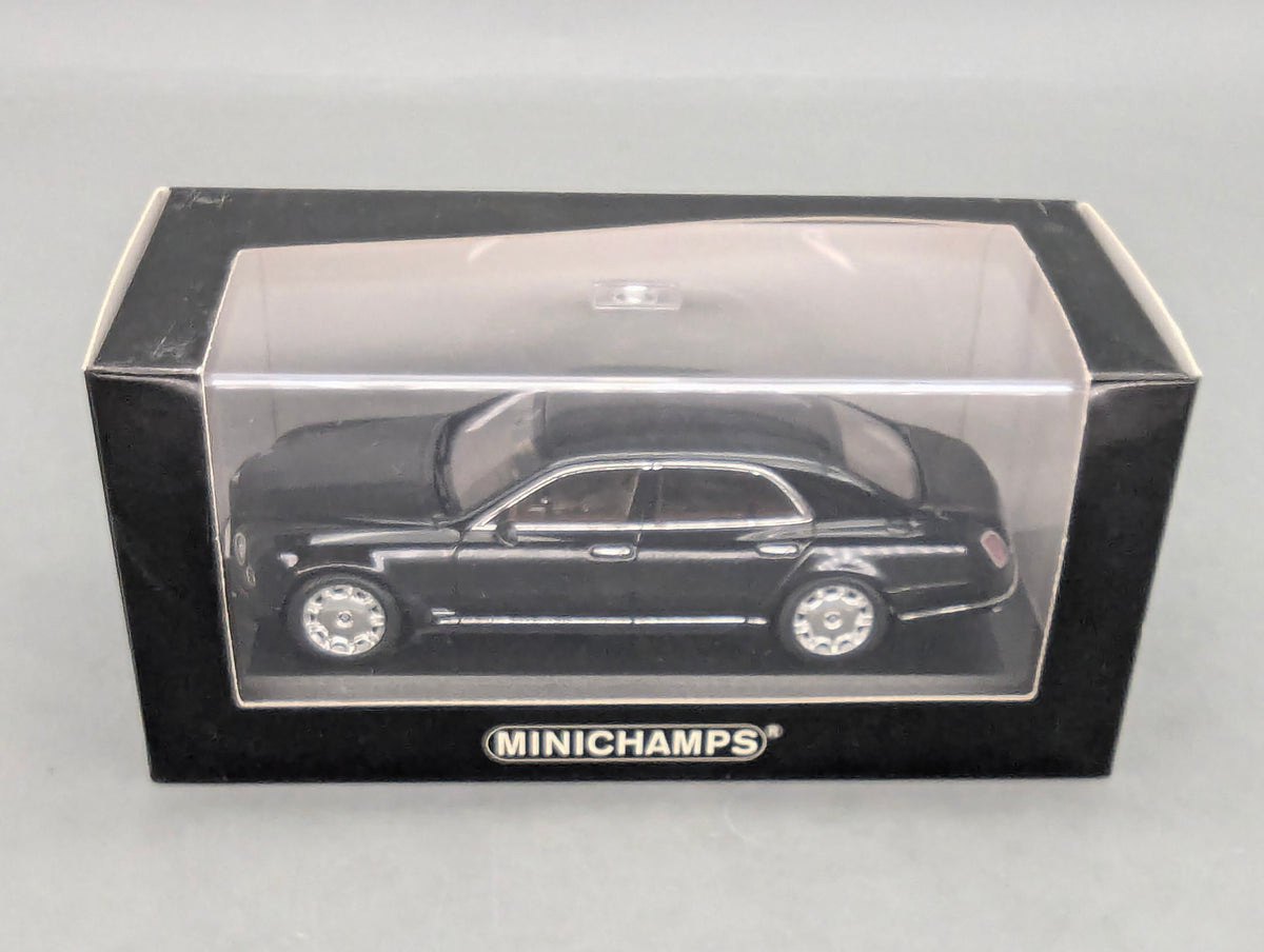 Modellautos 1:43 Minichamps Bentley Mulsanne 2010 Black Schwarz mit OVP