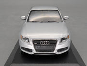 Modellautos 1:43 Minichamps Audi A4 3.2 Quattro Eis Silber Metallic mit OVP