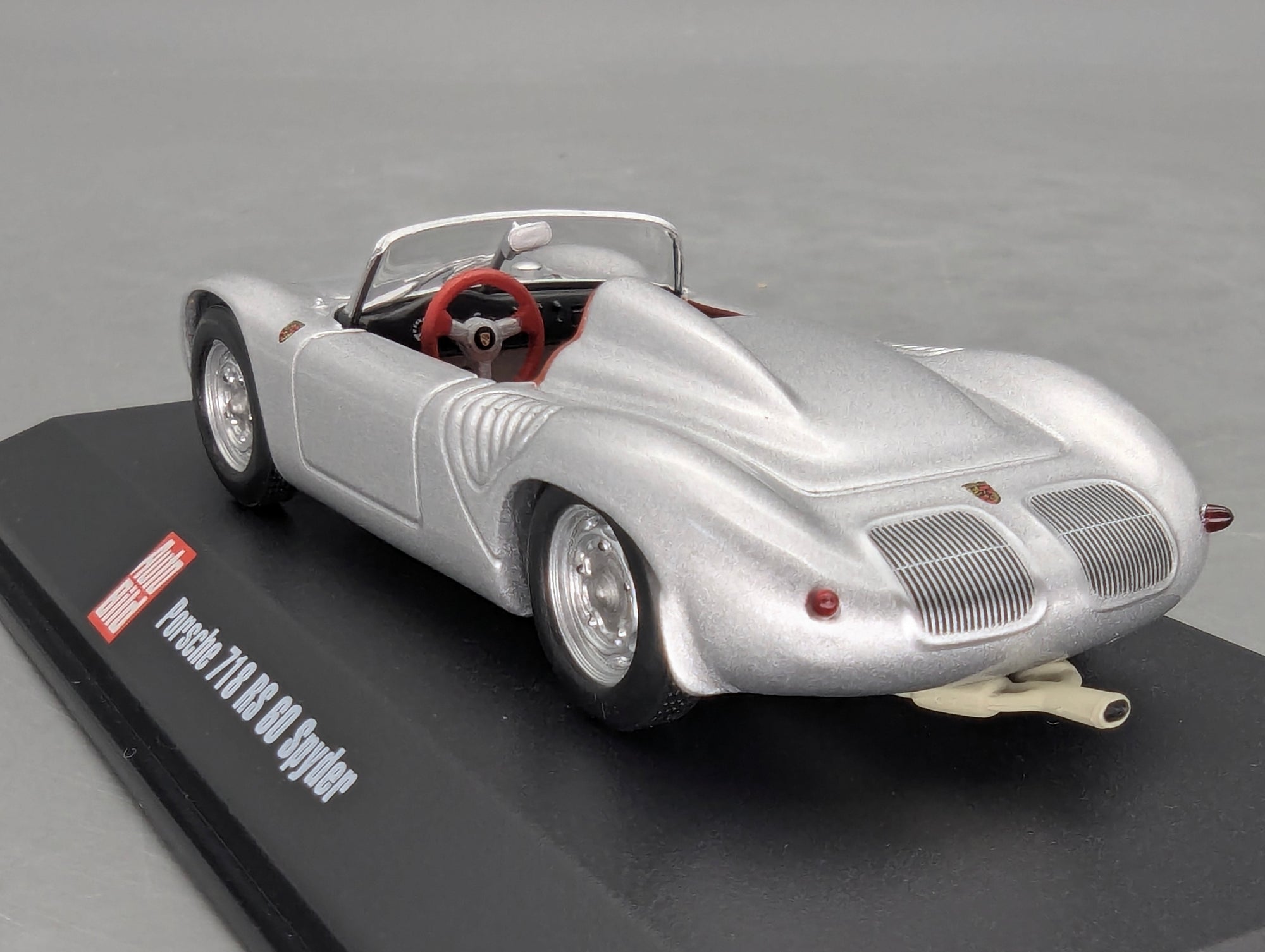 Modellautos 1:43 Minichamps Porsche 718 RS 60 Spyder Silber mit OVP