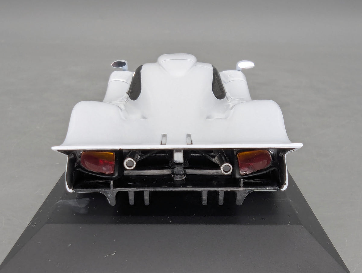 Modellautos 1:43 Minichamps Porsche 911 GT1 Street 1998 Weiß mit OVP