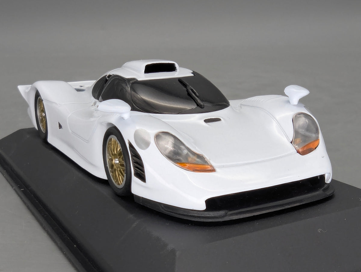 Modellautos 1:43 Minichamps Porsche 911 GT1 Street 1998 Weiß mit OVP